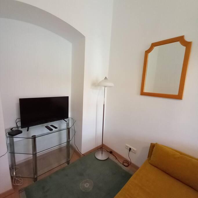 Altbauwohnung Neu Saniert - Fuer Familien Geeignet * Wien